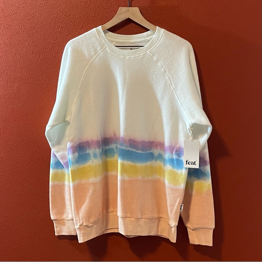Feat Women’s NWT Blanket Blend Dip‎ Pastel Rainbow Dyed Cozy Oversized Sweater